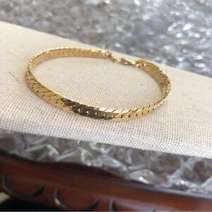 Vintage Gold Tone Bracelet